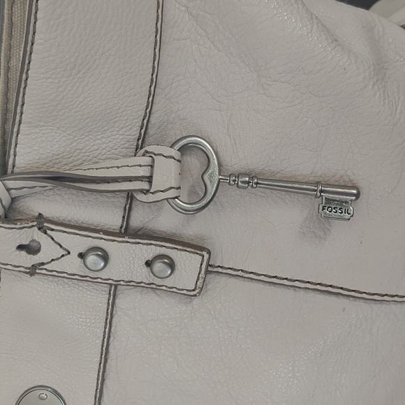 Fossil Ivory Tote Purse Bag - Picture 5 of 16